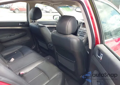 2011 Infiniti G37 Journey z USA, uszkodzony, nr VIN JN1CV6AP0BM504544